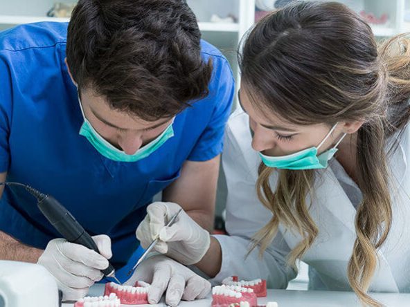 رشته دندان پزشکی دانشگاه های ترکیه